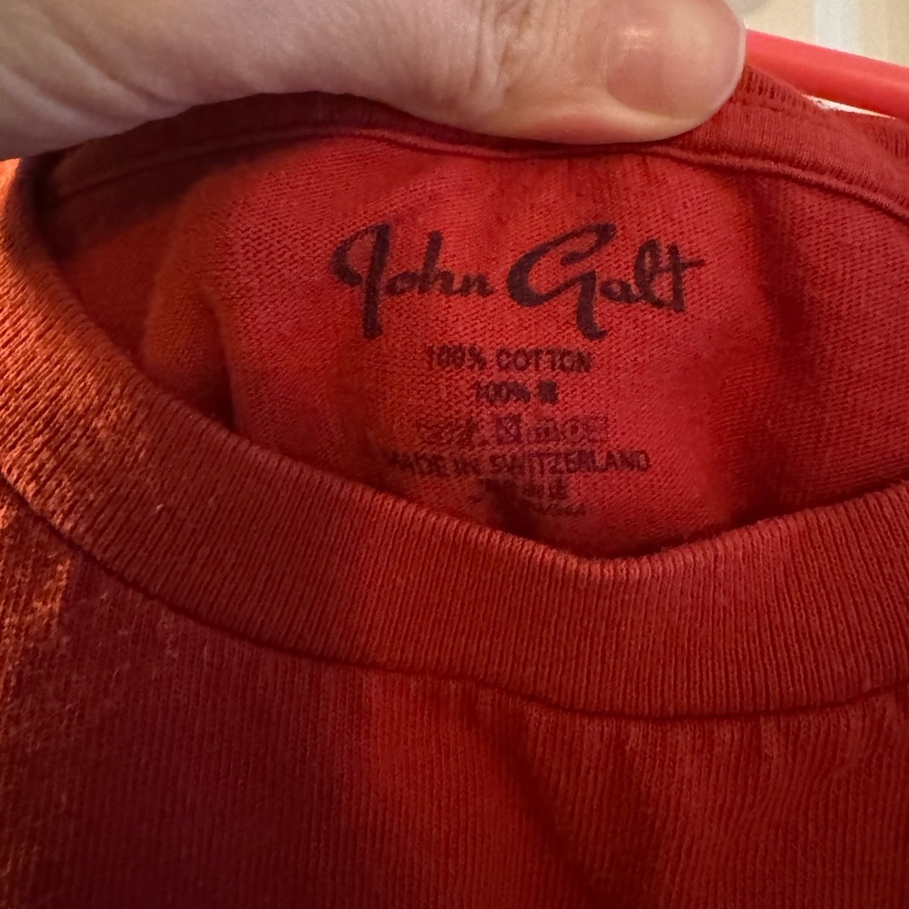 Brandy Melville / John Galt Southside Guitars T-Shirt Red One Size - Picture 2 of 3